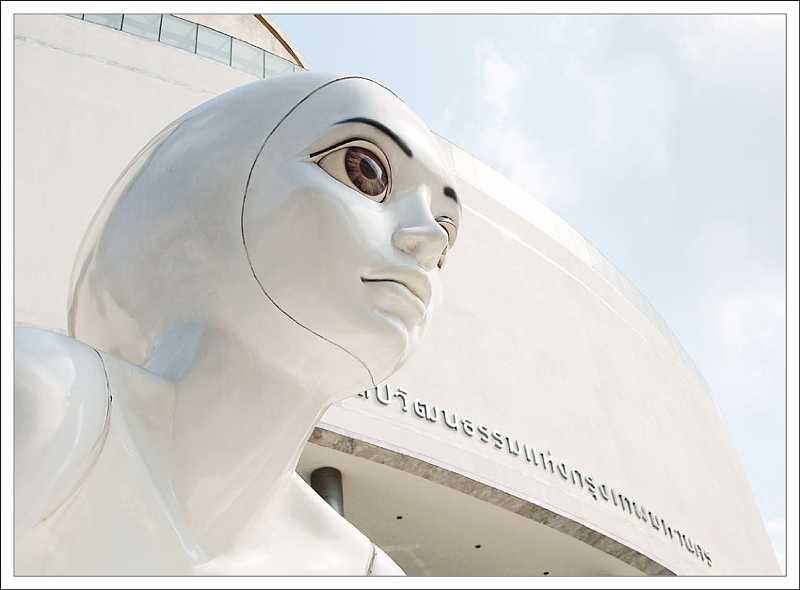 Bangkok_whitesculpture